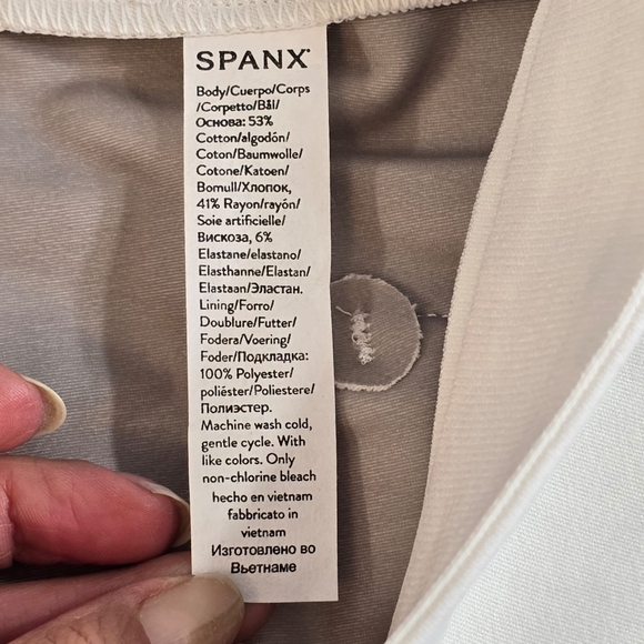 SPANX On-The-Go Kick Flare Pants Classic White -  XLarge - Picture 11 of 12